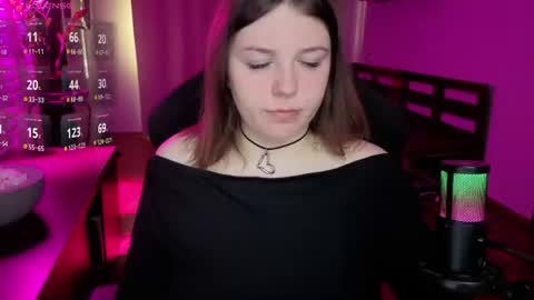 LOVE NERDS ONLY online show from June 16, 2:37 am