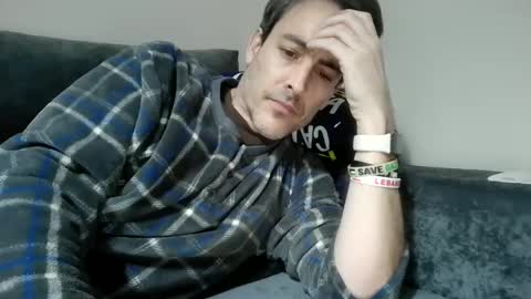 Snapshot of xalegarmax chatting on January 19, 2:25 am xalegarmax online show from January 19, 2:25 am