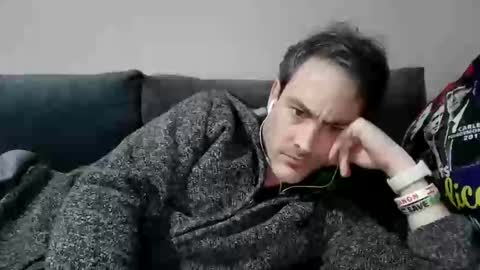 Snapshot of xalegarmax chatting on January 27, 9:33 pm xalegarmax online show from January 27, 9:33 pm