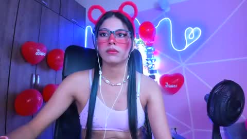 XALLYSONX online show from February 16, 5:59 pm