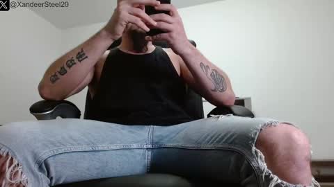 Snapshot of xandeer_steel chatting on February 22, 8:53 pm Master Xandeer online show from February 22, 8:53 pm