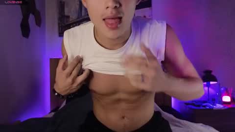 Xander Cardona online show from June 26, 4:07 am