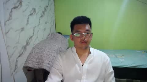 xanderbate08 online show from April 26, 5:38 am