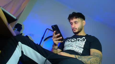 XanderCageX online show from November 11, 1:24 pm