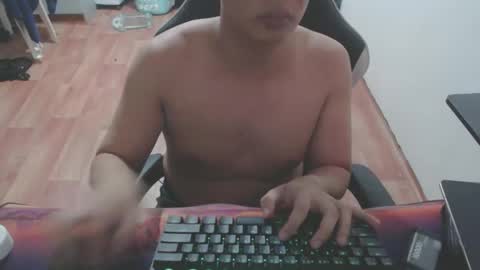 Snapshot of xanxan0309 chatting on January 13, 1:39 pm XAN XAN online show from January 13, 1:39 pm