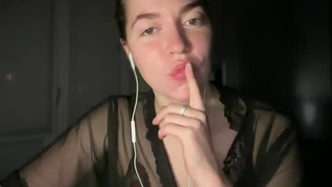 xcharliesa online show from October 5, 9:11 pm