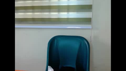 xcreamypussy online show from February 21, 7:01 am