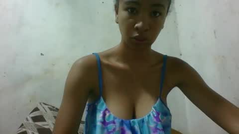 xenna610827 online show from April 27, 6:33 am