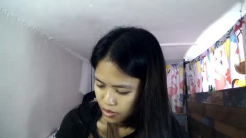 xgurlxlaloox online show from May 8, 2:17 am