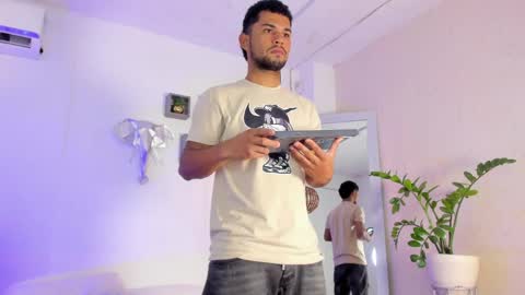 Gambaru online show from April 10, 11:59 am