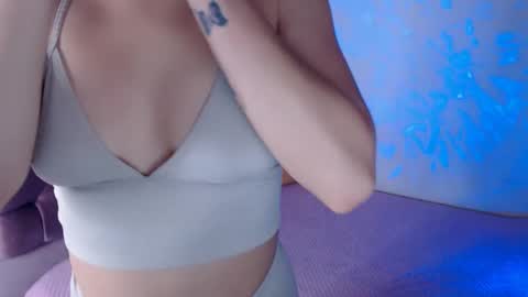 Xia online show from February 15, 11:14 pm