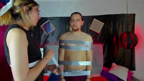 xialee and Lio online show from February 17, 5:25 am