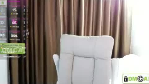 xiao_yue_ online show from June 21, 3:51 pm