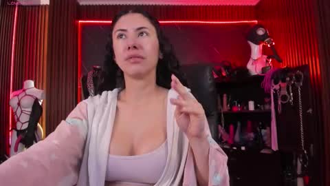 XiaQueen   I M online show from December 15, 11:50 am