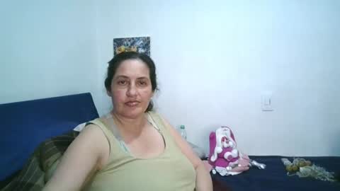 Ximena online show from June 17, 2:27 am