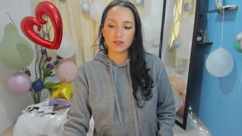 Ximena online show from February 14, 3:47 pm