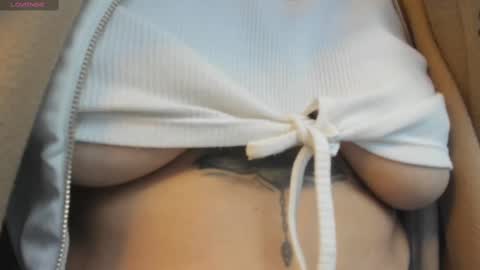 Ximena online show from February 25, 3:09 pm