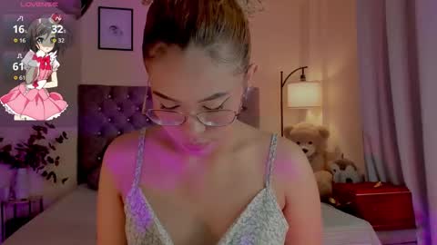 camila online show from November 12, 8:11 pm