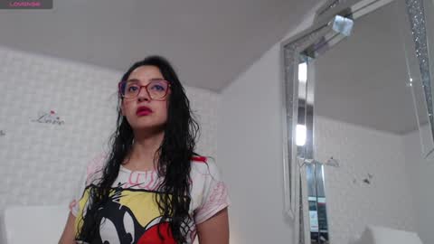 ximena suarez online show from January 17, 9:49 am