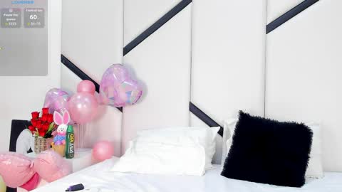 ximenacosta online show from April 9, 12:11 pm