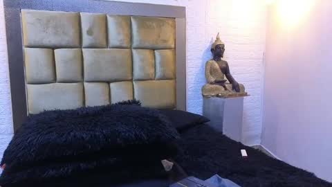 ximena online show from March 4, 8:57 am