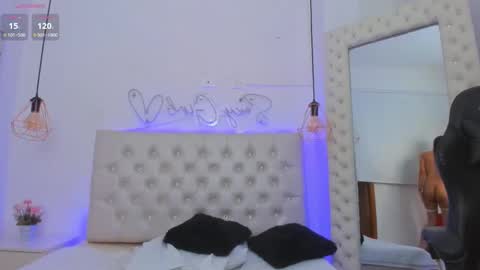 xiomara_cortes online show from February 18, 1:21 am