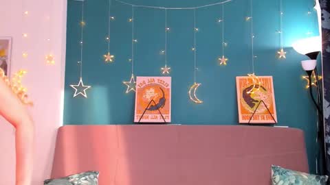 Chloe online show from March 5, 12:11 pm