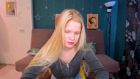 Chloe online show from February 10, 9:25 am