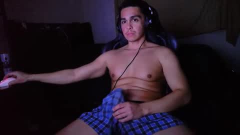 Snapshot of xoalejandroxo6 chatting on January 26, 8:25 am xoalejandroxo6 online show from January 26, 8:25 am