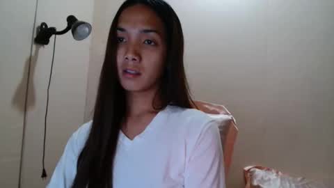 Snapshot of xoxo_gossipgirl29 chatting on October 1, 7:57 pm CLAUDIA online show from October 1, 7:57 pm