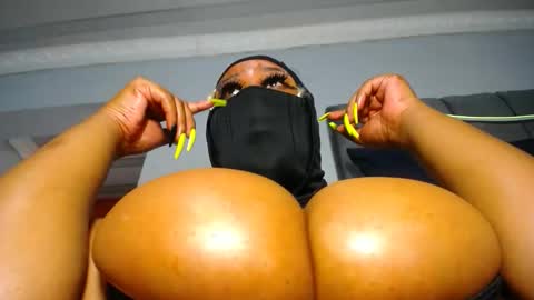 xpanther_23 online show from April 4, 8:10 am