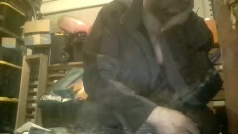 Xploringus online show from November 30, 6:26 pm