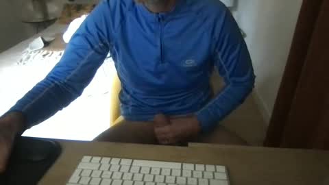 Snapshot of xptd chatting on March 10, 3:20 pm xptd online show from March 10, 3:20 pm