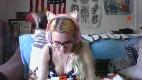 Pumpkin online show from March 21, 6:56 pm