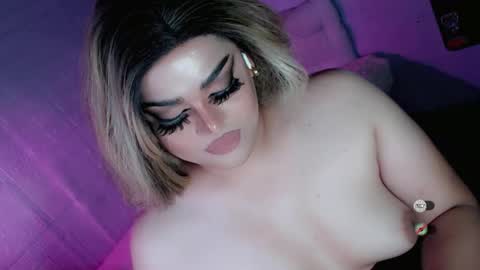 xsabbylicious69 online show from March 29, 12:45 am