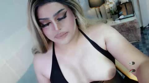 xsabbylicious69 online show from September 21, 2:37 am
