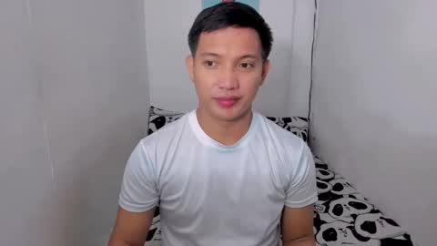 xsebastian19 online show from January 3, 11:01 pm