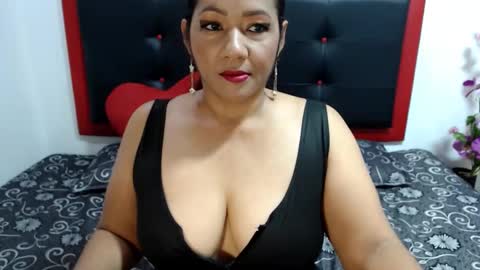 xshopyx online show from January 16, 1:27 am