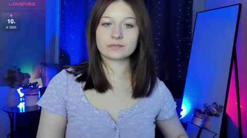 Enny baby  online show from February 28, 1:48 pm