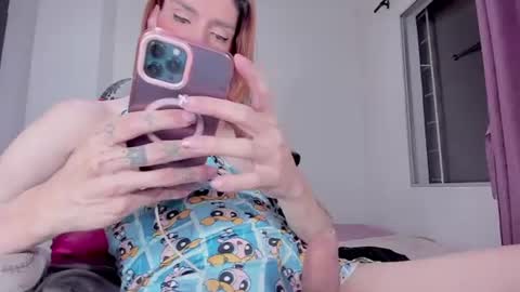 xtalianahotx online show from June 22, 12:39 am