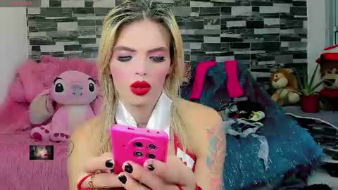 Femboy Exotic online show from July 25, 11:02 pm