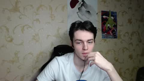 traqqq online show from February 24, 2:53 pm