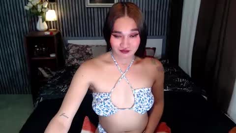 xtspetitehugecock online show from May 16, 3:33 pm