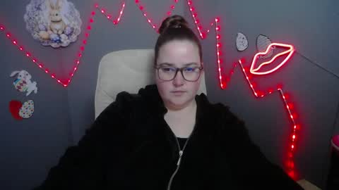 xx daniella xx online show from April 8, 6:49 am