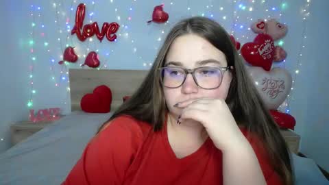 Snapshot of xx_daniella_xx chatting on February 18, 4:48 am xx daniella xx online show from February 18, 4:48 am