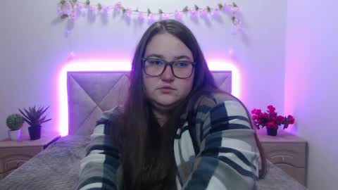 xx daniella xx online show from April 17, 7:11 am