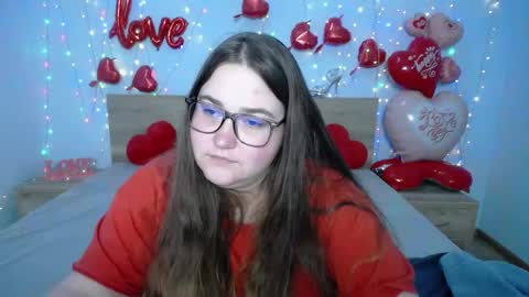 Snapshot of xx_daniella_xx chatting on February 18, 1:43 am xx daniella xx online show from February 18, 1:43 am