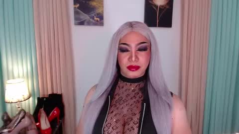 xxeroticdhaliaxx online show from November 21, 6:55 am