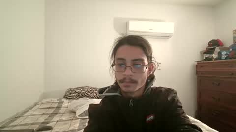 Snapshot of xxjasoneecxx chatting on January 25, 9:57 pm XxJasoneecxX online show from January 25, 9:57 pm