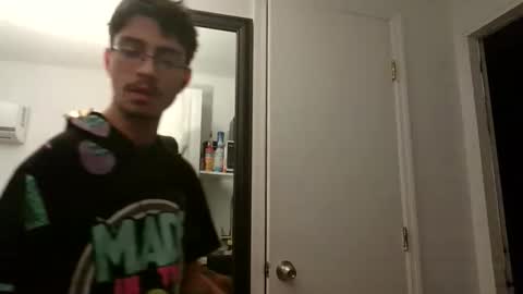 Snapshot of xxjasoneecxx chatting on March 6, 3:02 am XxJasoneecxX online show from March 6, 3:02 am